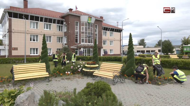 Подростки Тюменской области выбирают провести лето за работой