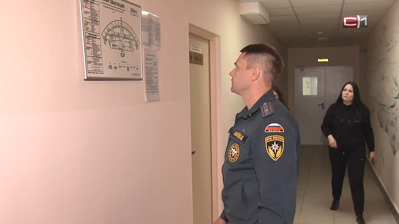 Насколько школьники Сургута защищены от ЧС, проверяют силовики и пожарные
