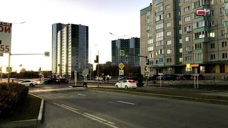 Перекресток Комсомольский-Федорова в Сургуте открыли для проезда машин