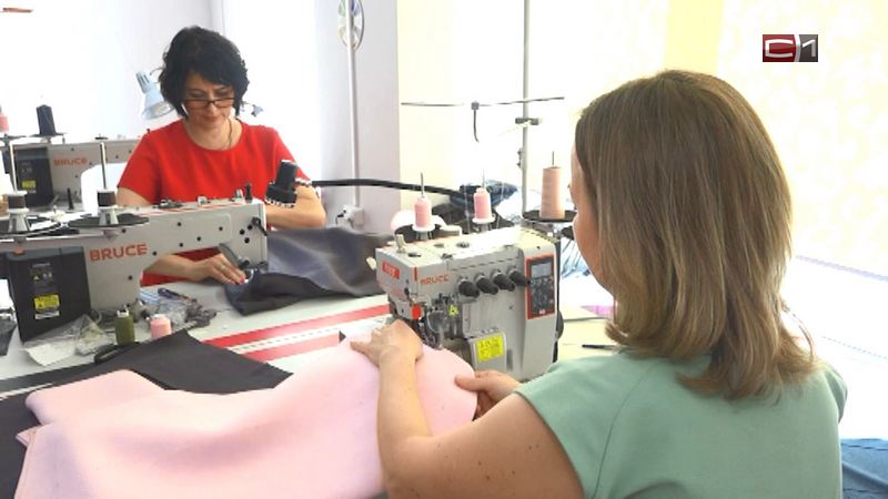 Рукодельницы в Югре объединились, чтобы шить теплую одежду для военных