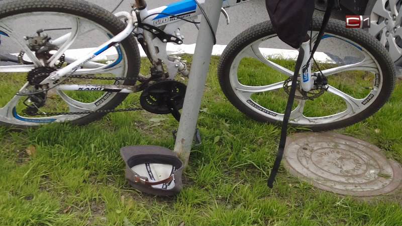 Пьяный велосипедист врезался в иномарку в Сургуте