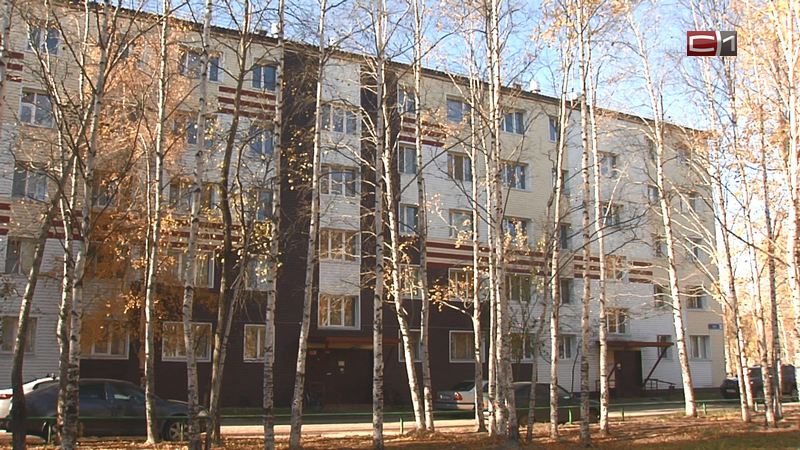 Сотрудники сургутской мэрии нанесли визит нарушителям тишины в многоквартирниках