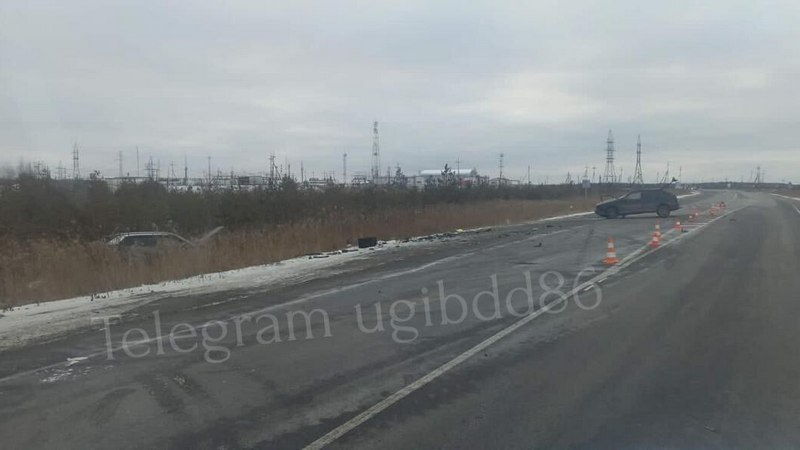 Двое пострадавших: молодой водитель устроил аварию в Сургутском районе
