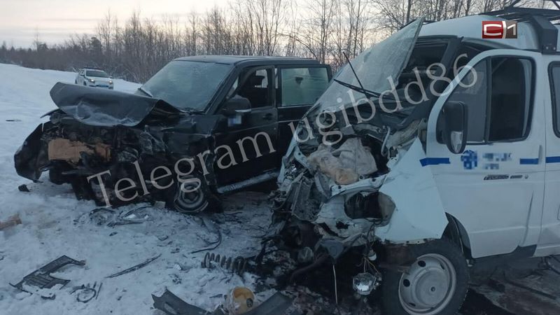 Семь человек пострадали при столкновении УАЗ и пассажирской «Газели» в Югре
