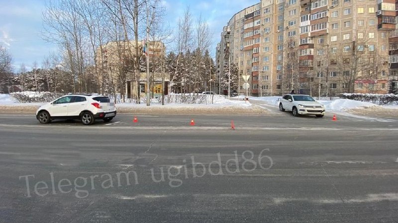 Юный пассажир получил травмы во время аварии в Сургуте
