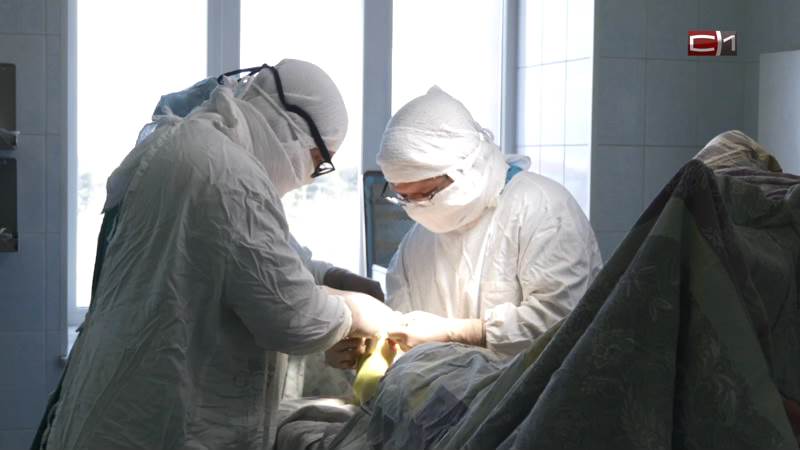 Две тысячи операций в год: как работают врачи Сургутского травмцентра