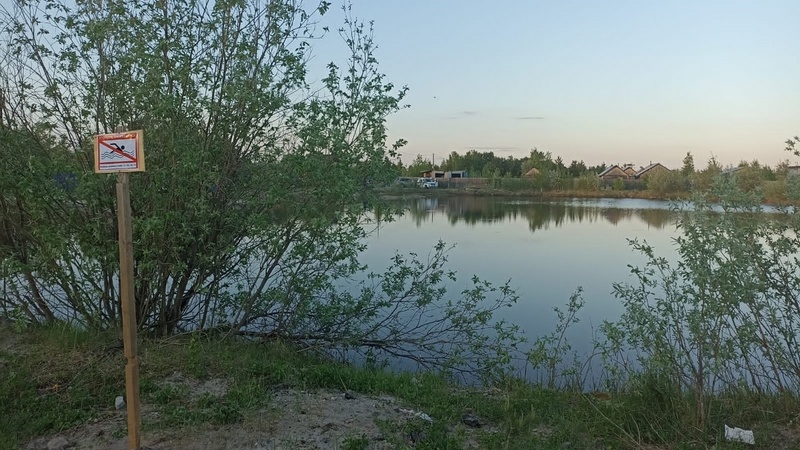 В Сургутском районе подросток погиб, купаясь в пожарном водоеме