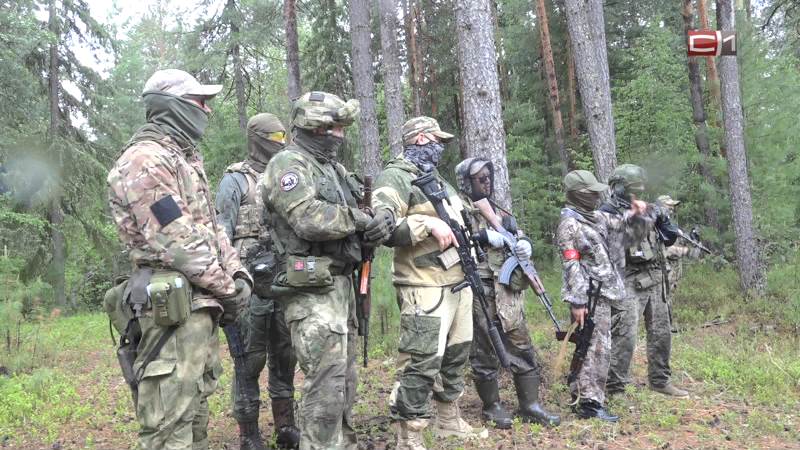 В Сургутском районе участники СВО проводят курсы военной подготовки