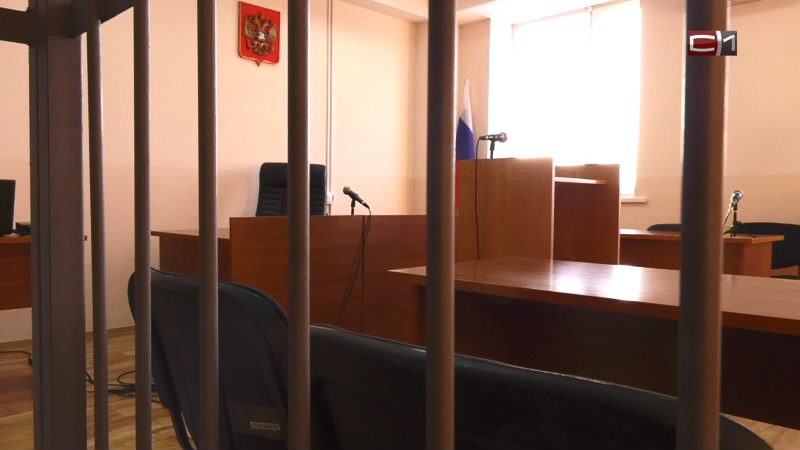 Житель Ирбита заплатит 13 тысяч рублей за укус полицейского в Югре