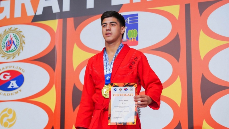 Спортсмен из Сургутского района стал чемпионом мира по грэпплингу