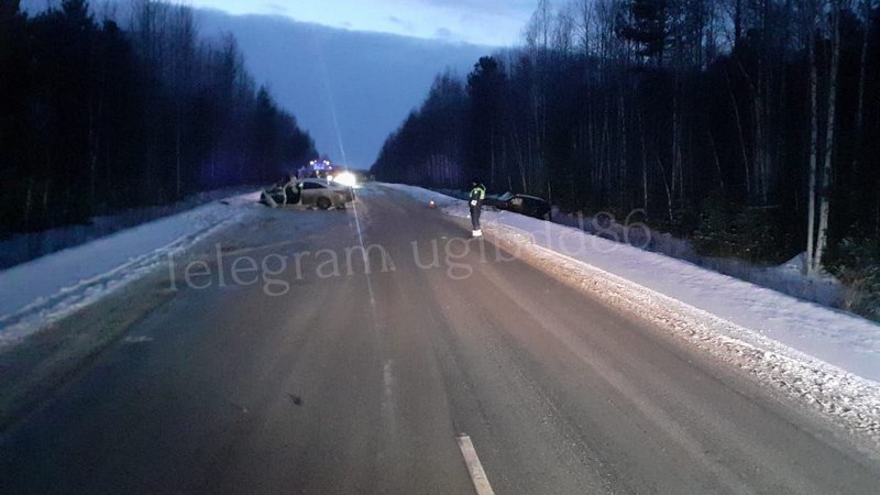 Четыре человека пострадали в аварии на трассе Сургут — Нижневартовск