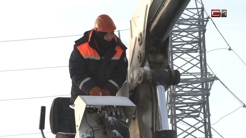 В декабре сотрудникам Сургутнефтегаза подняли зарплату