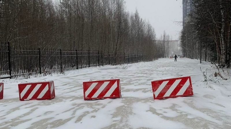В Сургуте перекрыли проезд, с помощью которого водители объезжали пробки