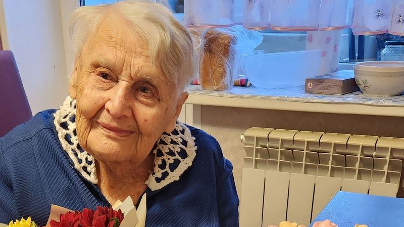 Почетная жительница Сургута отмечает 102 День рождения