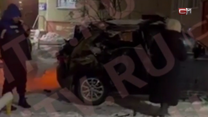 В Сургуте в новогоднюю ночь из-за петарды сгорел автомобиль