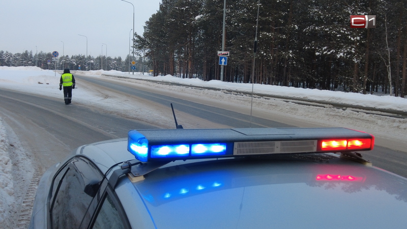 Водители благодарят полицейских Югры за помощь в сильные морозы