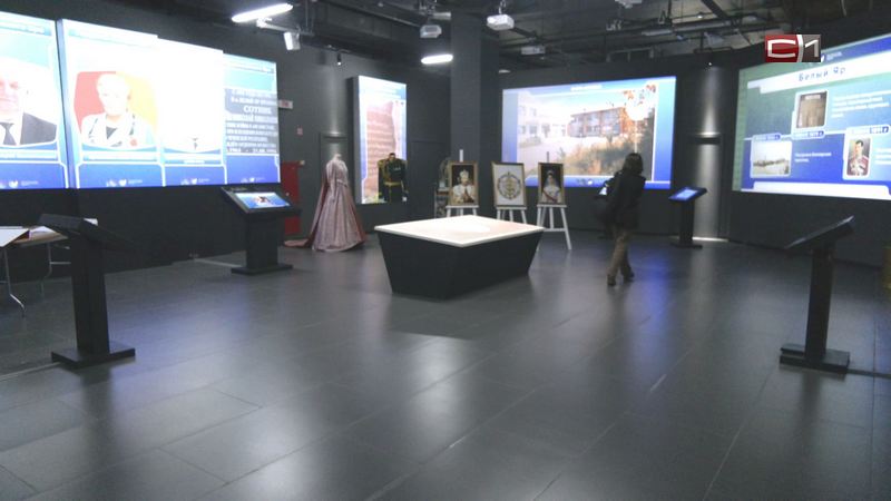 В Сургутском районе открыли выставку, посвященную 100-летнему юбилею