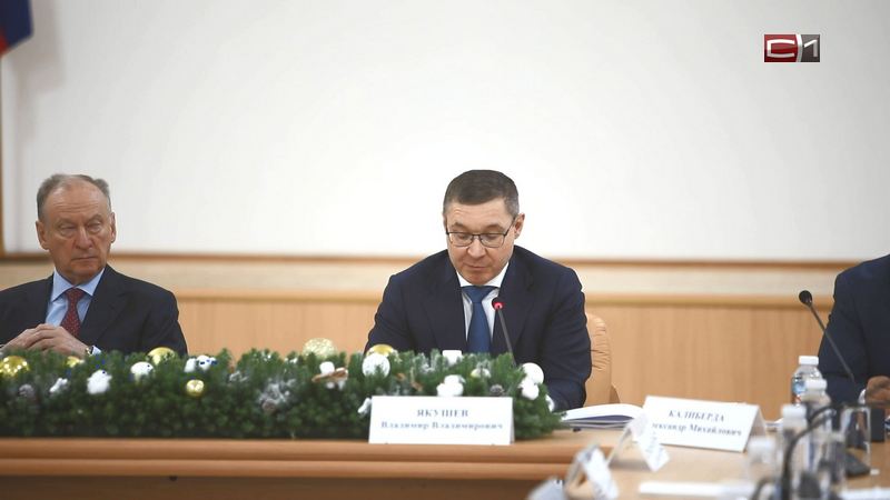 Нацбезопасность в регионах УрФО обсудили Николай Патрушев и Владимир Якушев