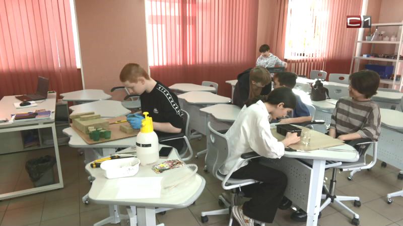 Школьники Сургутского района осваивают атлас новых профессий