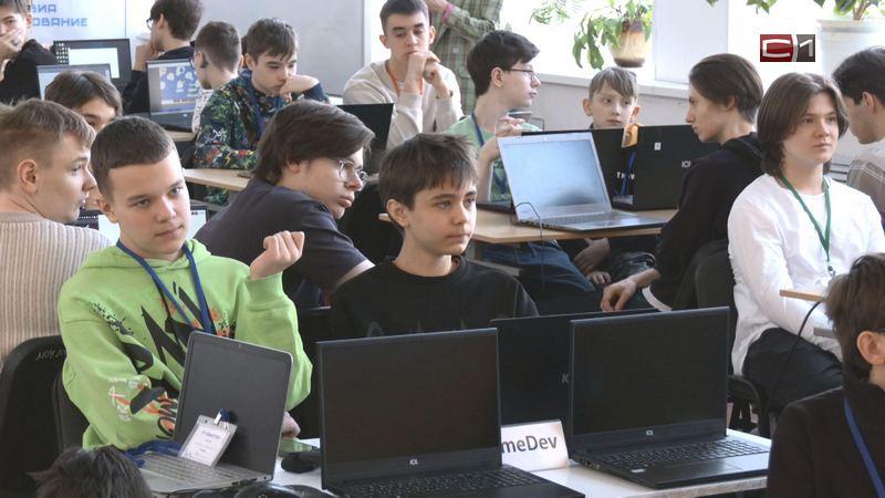 Школьники Сургута создавали программы за три дня на «IT-Хакатоне»