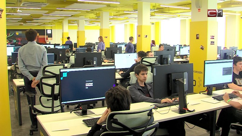 В Сургуте начался первый летний интенсив для программистов от «Школы 21»