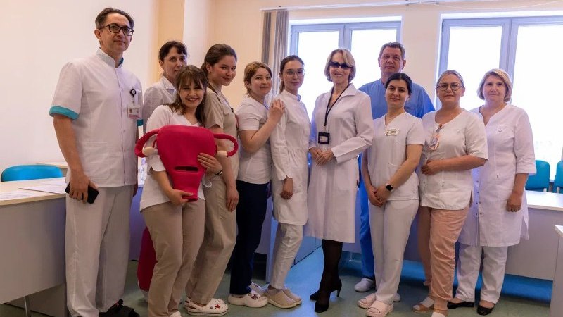 Девять молодых врачей приступят к работе в медучреждениях Югры