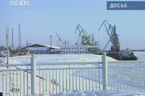 Берег Оби в районе речвокзала продолжат укреплять