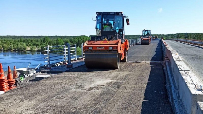 В Югре дорожники ремонтируют мост на трассе Лангепас — Покачи