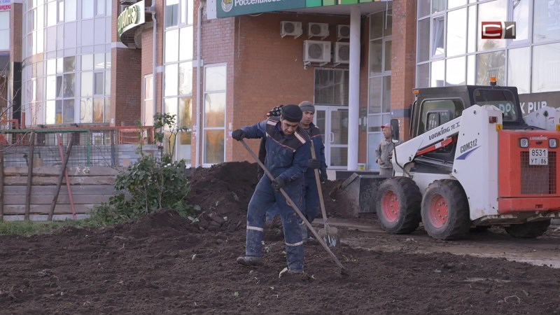 Успеют ли подрядчики завершить ремонтные работы тротуаров в Сургуте до снега