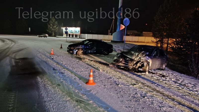 В Югре два человека получили травмы в аварии по вине начинающего водителя