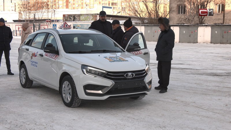 В Сургуте будут обучать вождению на спецавтомобиле участников СВО