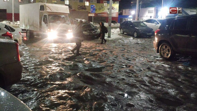 Последствия ледяного дождя: сургутяне приезжали в травмцентр до ночи