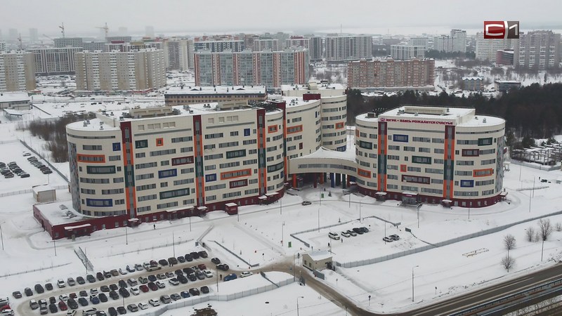 Богатырь весом 5,4 кг родился в Центре охраны материнства и детства Сургута