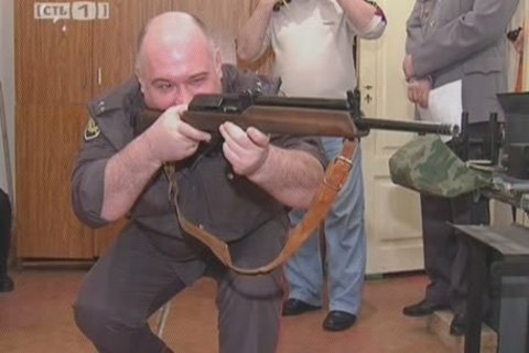 Раскрывать преступления местным милиционерам станет проще