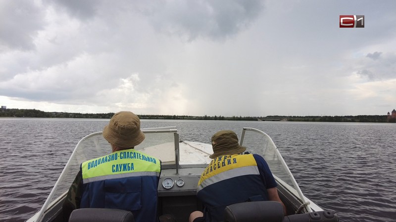 В Сургуте возобновили поиски первоклассника, провалившегося под лед