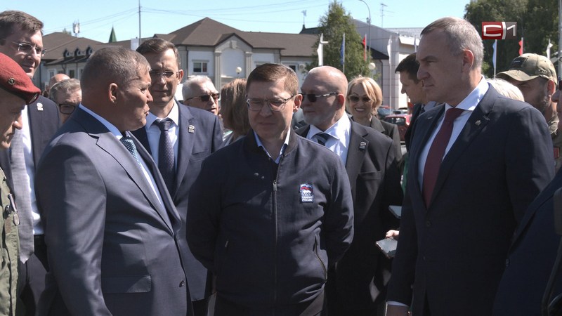 ЕР отправила помощь бойцам СВО в ходе визита Владимира Якушева в Югру