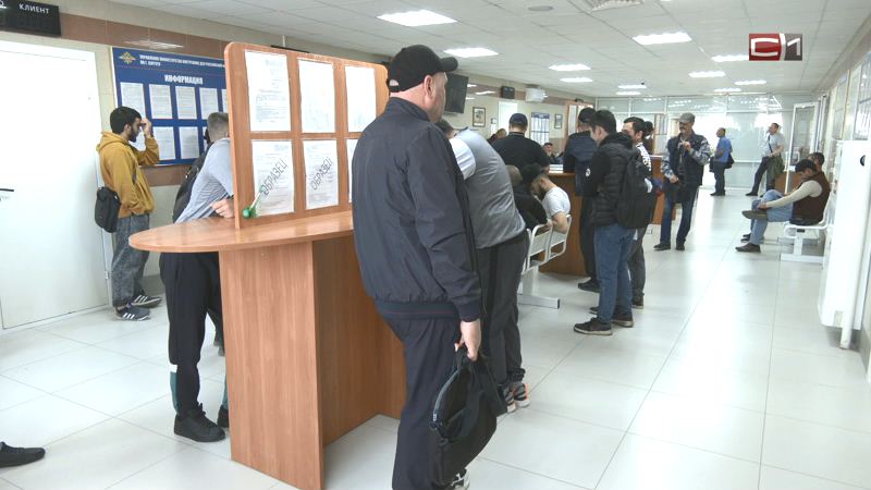 Сотни нарушений: полицейские подвели итоги большой облавы на мигрантов в Югре