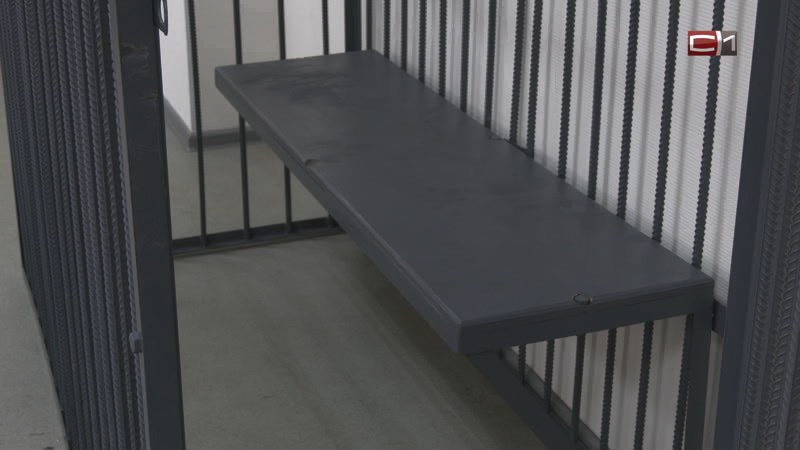 Угрожал судье и поплатился: сургутянину назначили штраф 100 тысяч рублей