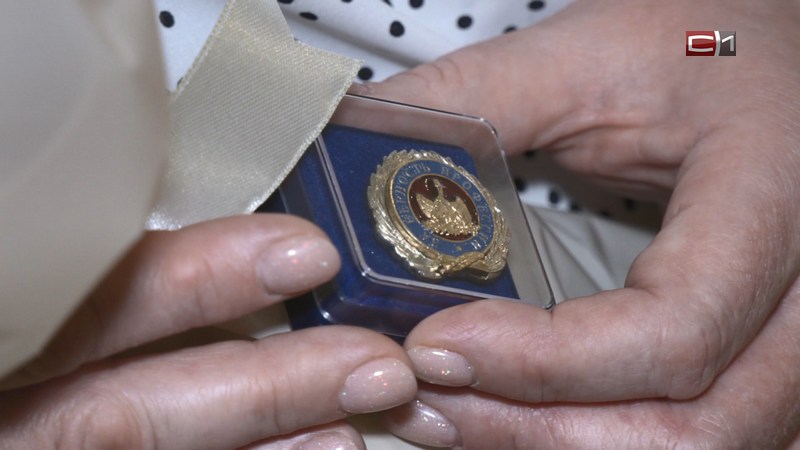 Награды от Министерства просвещения России получили 17 педагогов из Югры