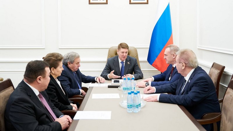 Руслан Кухарук провел встречи с представителями верхней палаты парламента