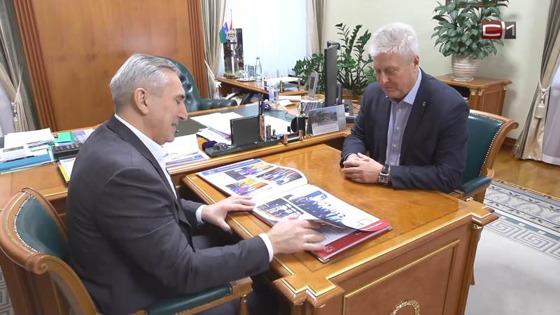 Три года совместной работы: Моору вручили подарок от подшефного Краснодона