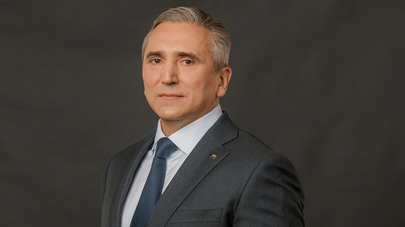 С 95-летием Югры жителей поздравил губернатор Тюменской области