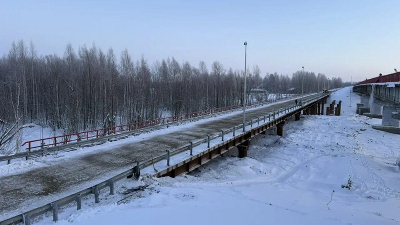 В Югре открыли временный мост через протоку Сингапайская 