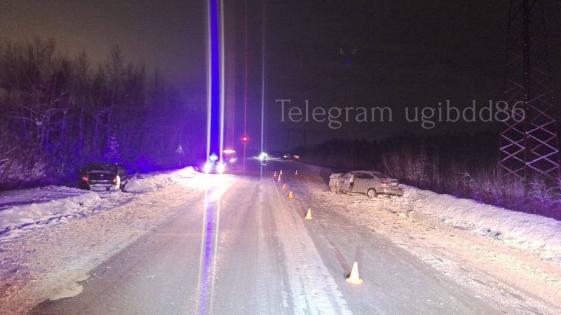 Югорчанка за рулем ВАЗ устроила ДТП на трассе Сургут — Нижневартовск