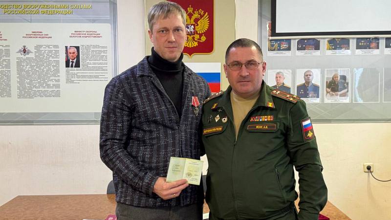 Врач из Сургута награжден Орденом Мужества за службу в зоне СВО