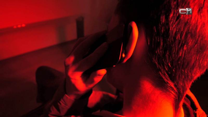 Дочь югорчанки сняла с ее счета 695 тысяч и перевела мошенникам