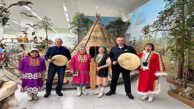 Руслан Кухарук проводит новогодние каникулы в поездке по Югре