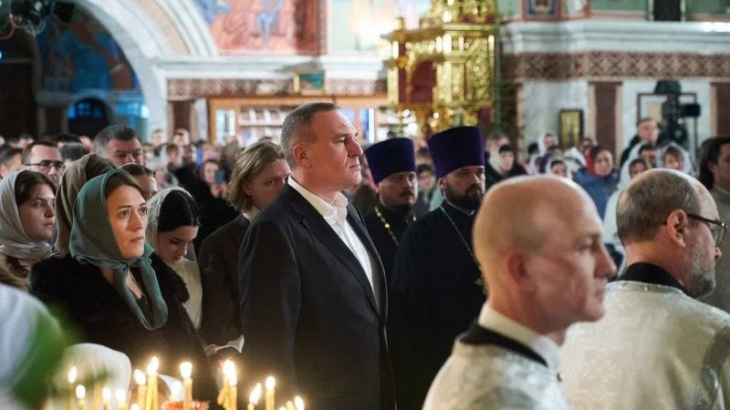 Руслан Кухарук поздравил жителей Югры с Рождеством