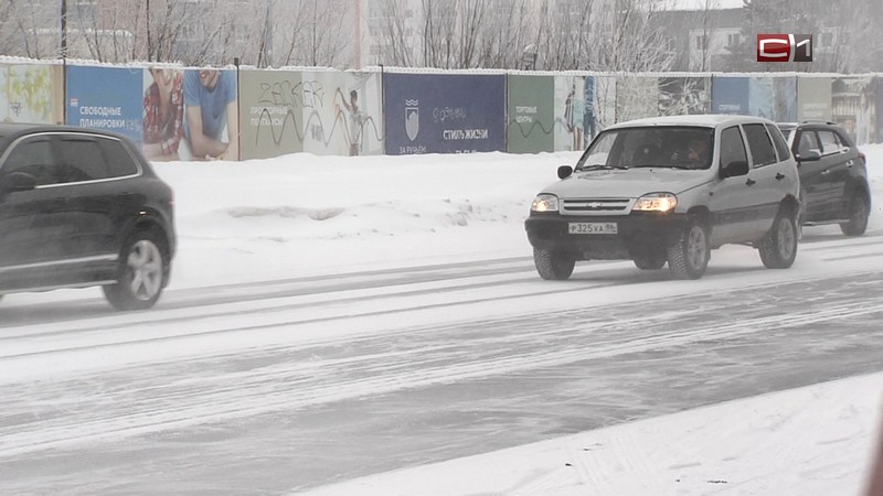 Морозы в Югре заставляют водителей обращаться за отогревом автомобилей