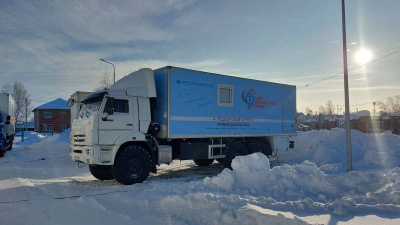 Зимняя поликлиника на колесах начала курсировать по Югре